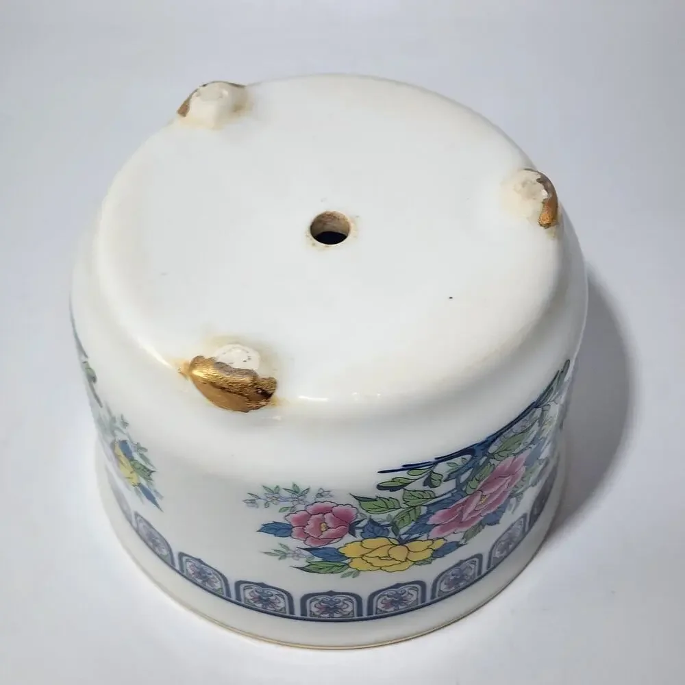 Vintage porcelain fred